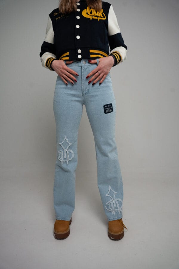 GRADOX straight fit denim jeans detail
